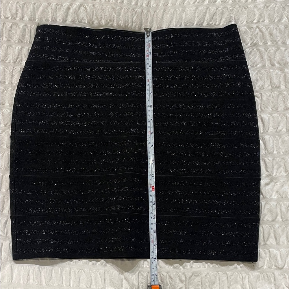 🌟Forever 21 Bodycon Black Pencil Skirt